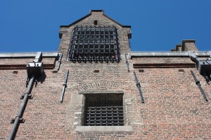 Prisons - -JvL- (Flickr)